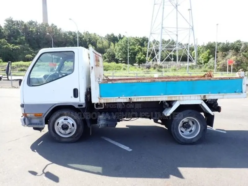 Mitsubishi Truck