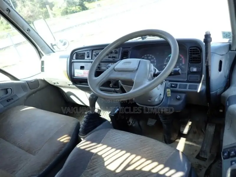 Mitsubishi Truck