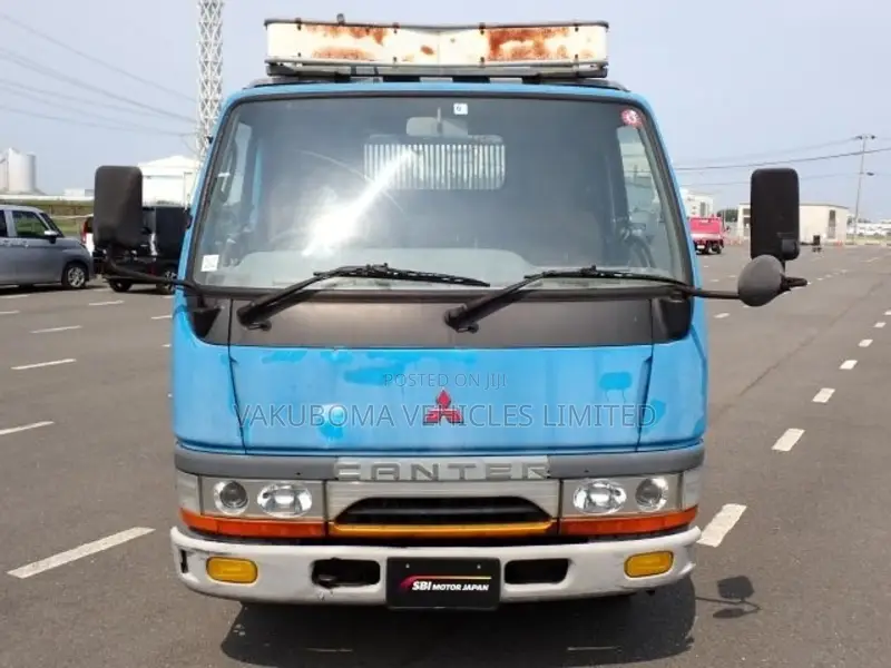 Mitsubishi Canter