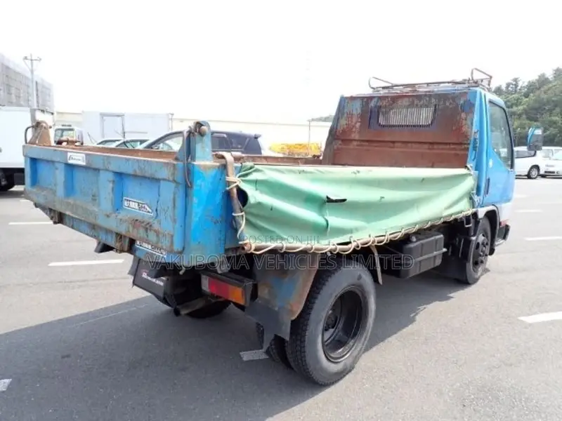 Mitsubishi Canter