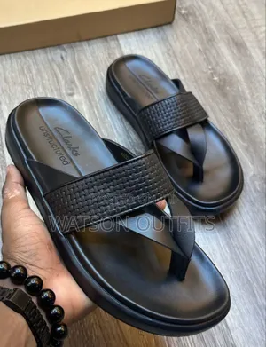 Men's Clarks and Gucci Beautiful Footwears