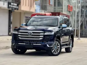 Toyota Land Cruiser 2023 Blue