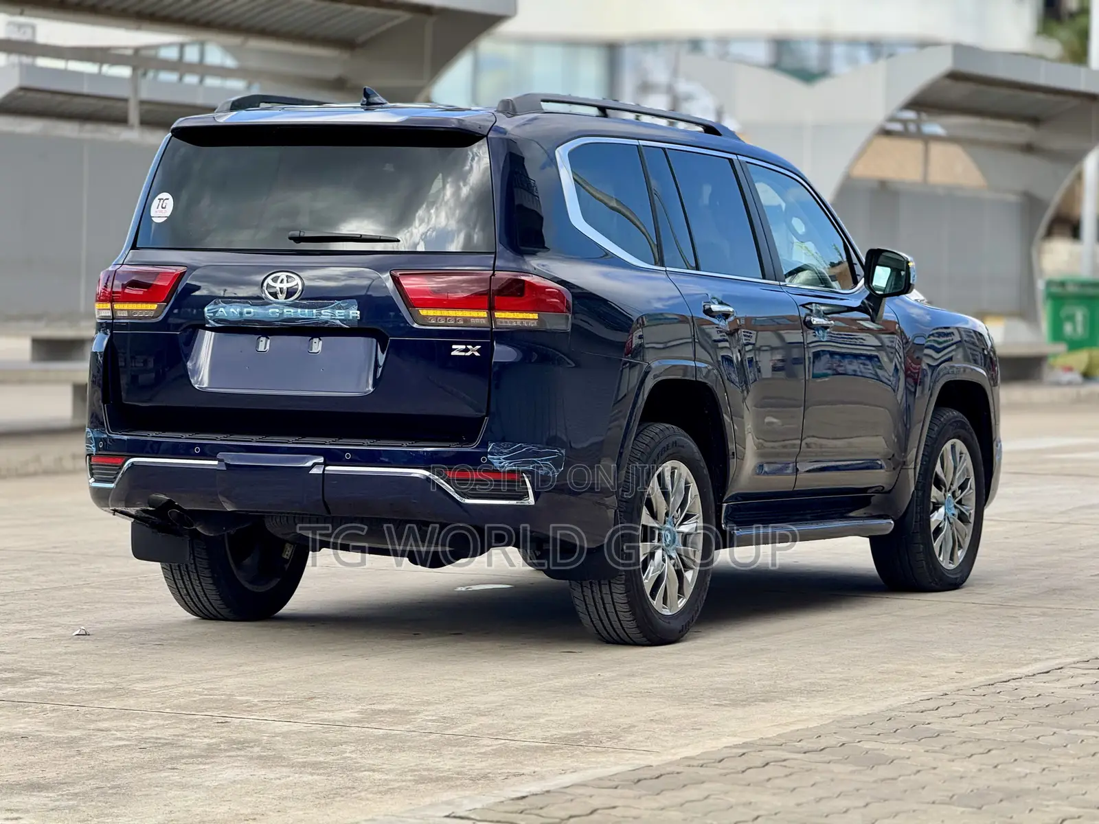 Toyota Land Cruiser 2023 Blue