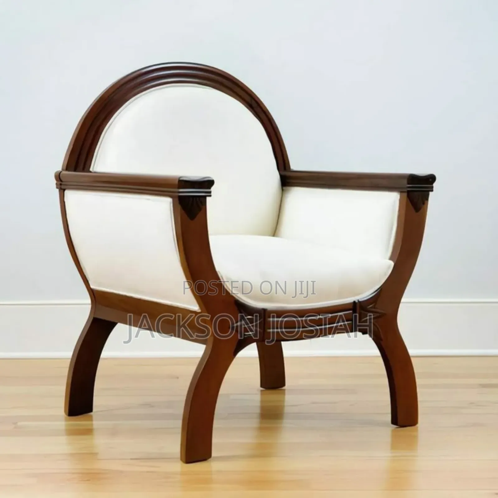 Classic Arm Chair