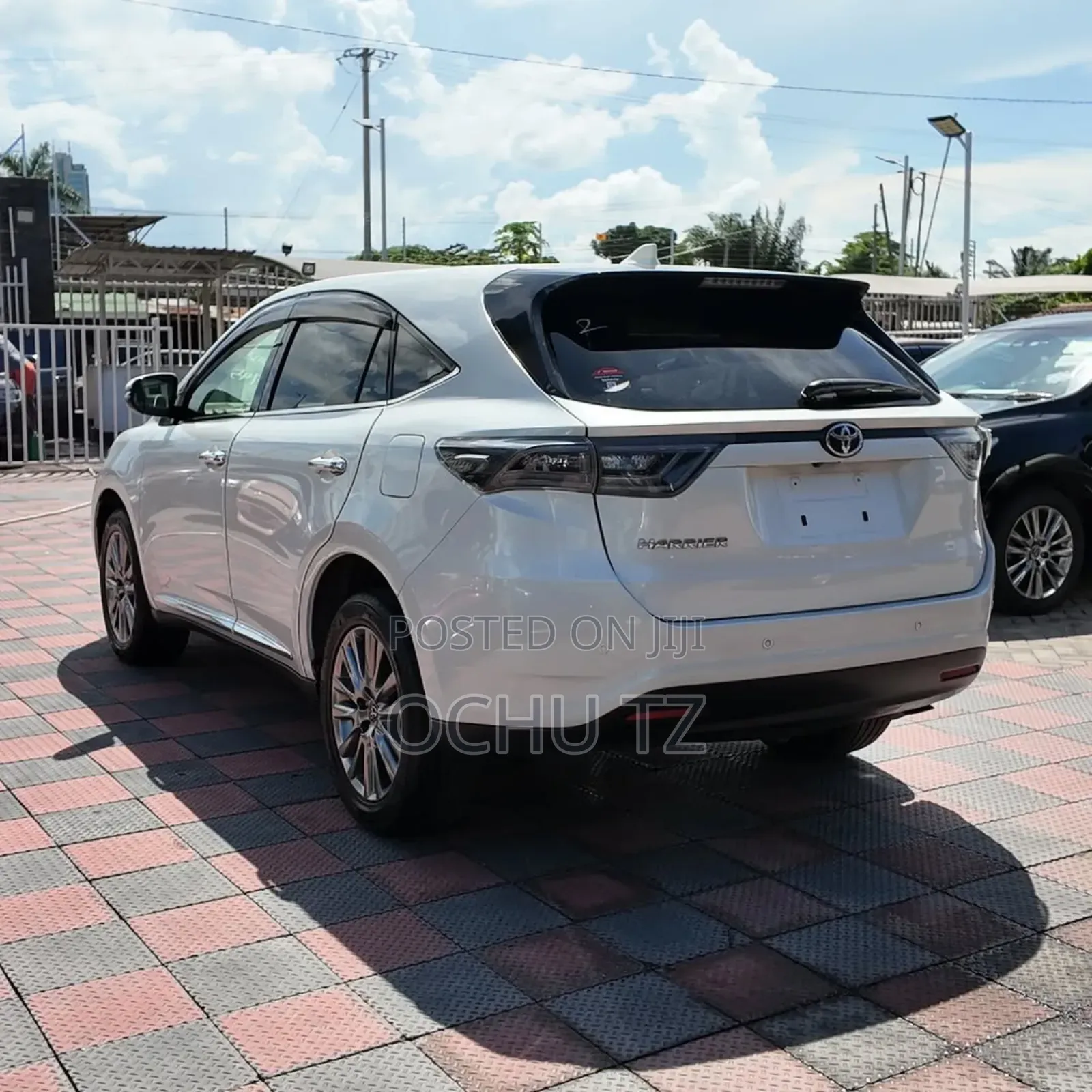 Toyota Harrier 2014 White