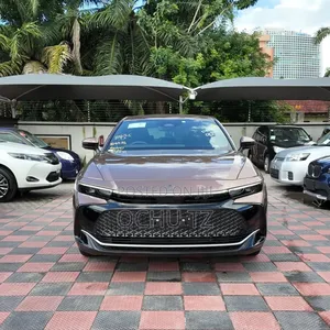 New Toyota Crown 2023 Gray