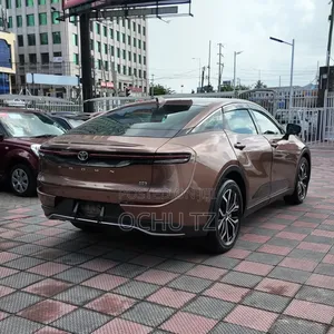 New Toyota Crown 2023 Gray