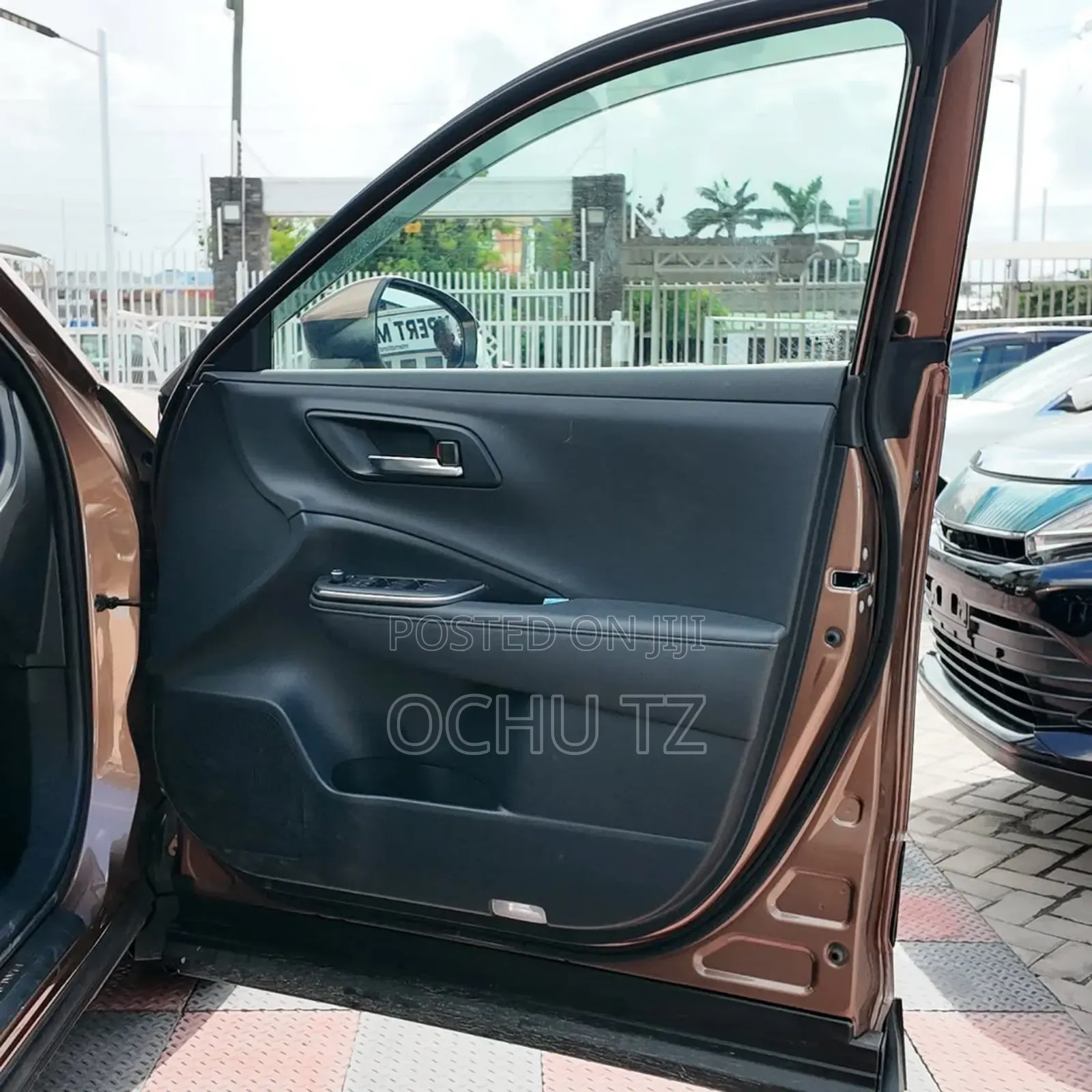 New Toyota Crown 2023 Gray