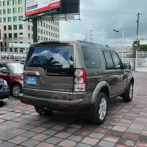 Land Rover Discovery 2010 Gray