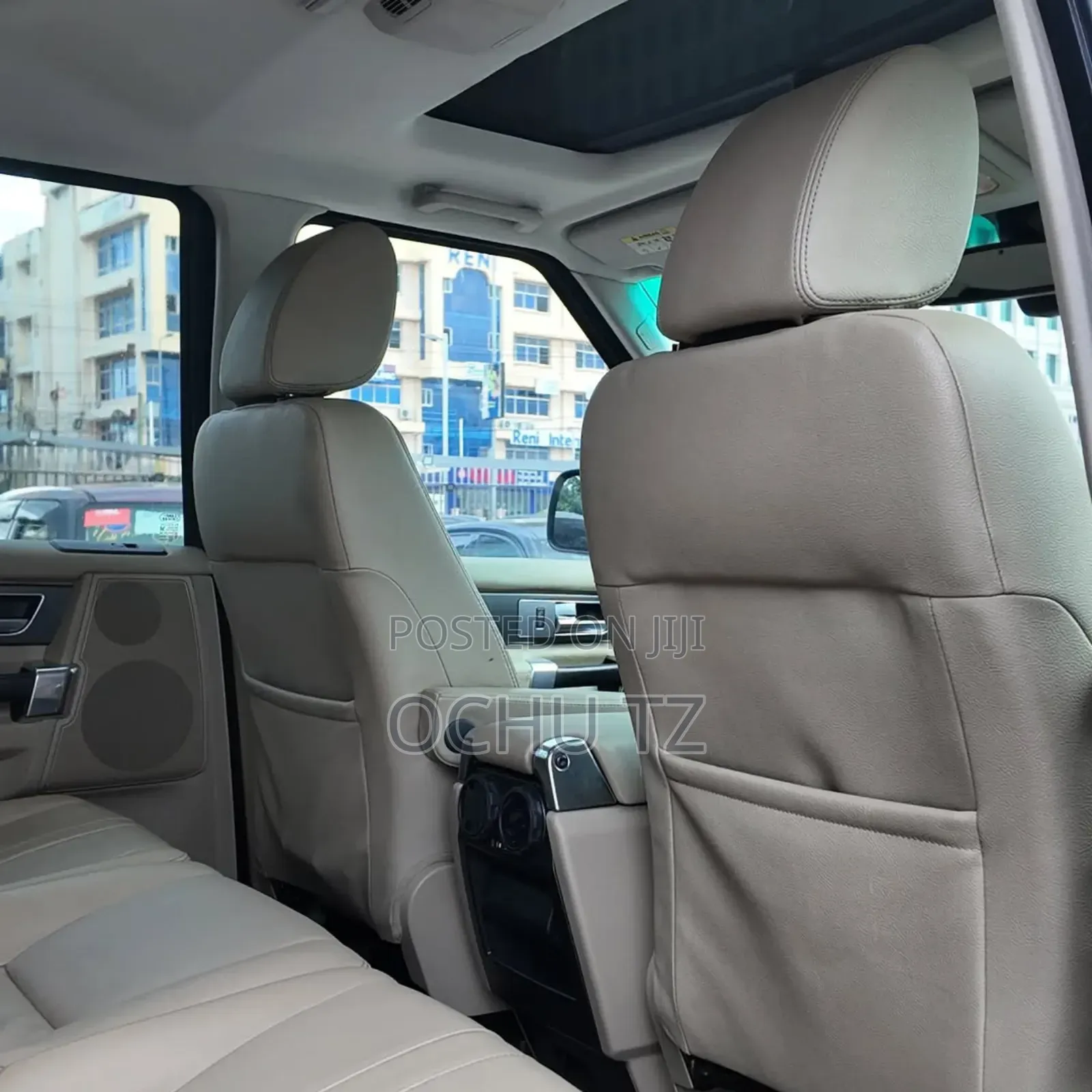 Land Rover Discovery 2010 Gray
