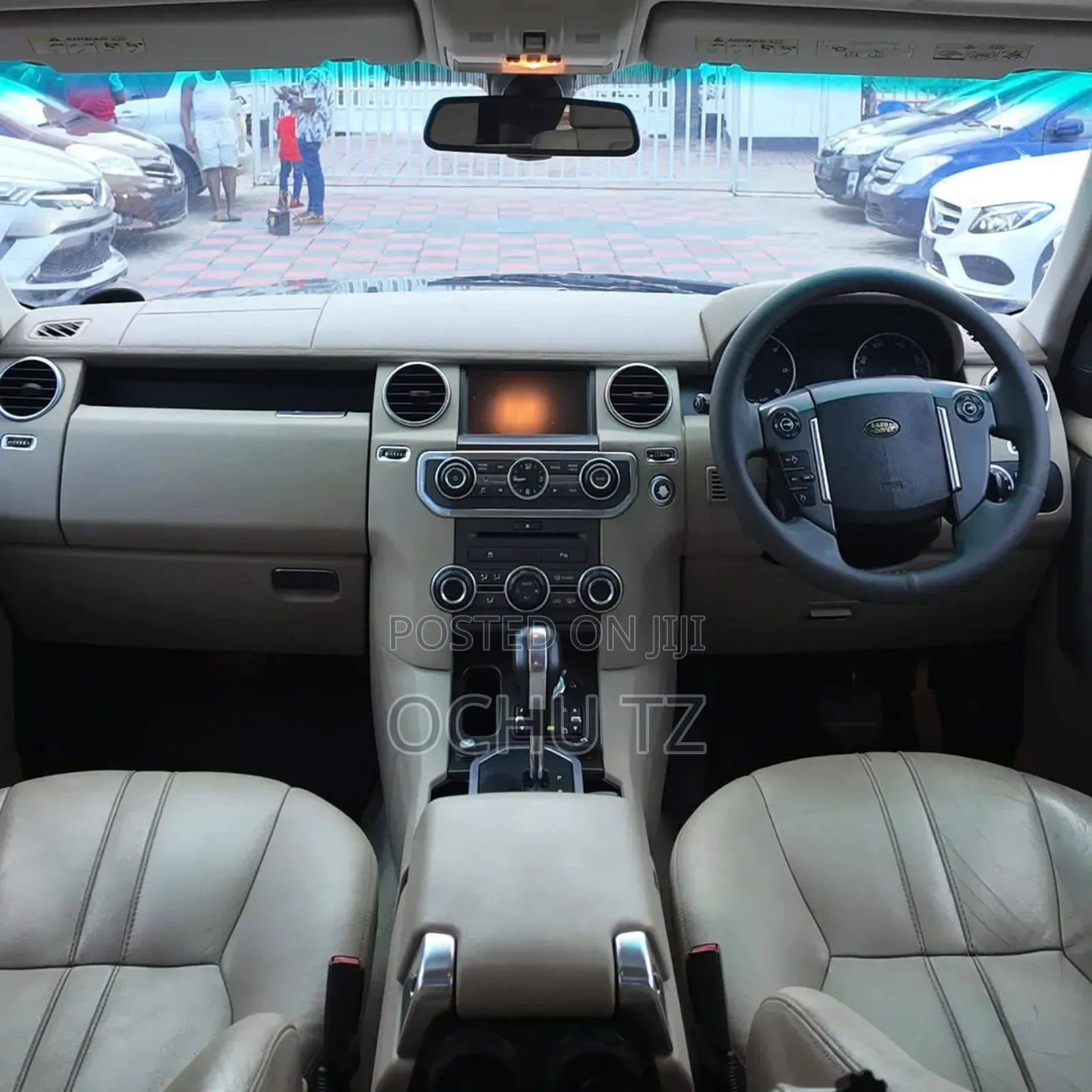 Land Rover Discovery 2010 Gray