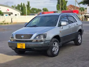 Photo - Toyota Harrier 2001 Gray