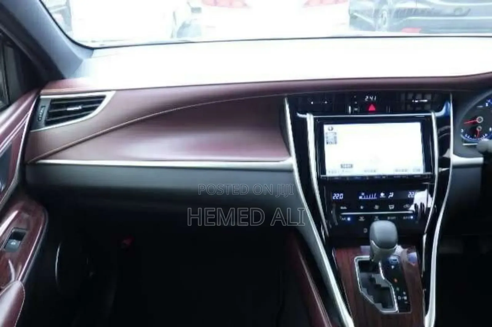 Toyota Harrier 2.0 4WD 2014 Black
