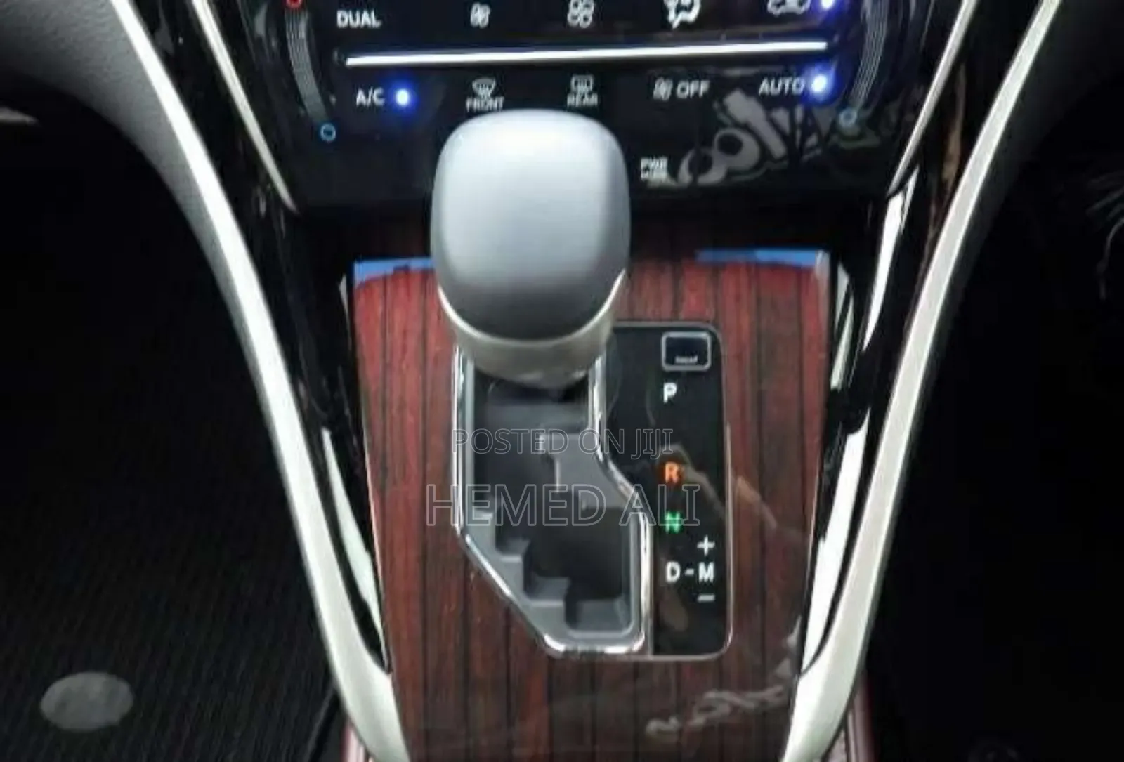 Toyota Harrier 2.0 4WD 2014 Black