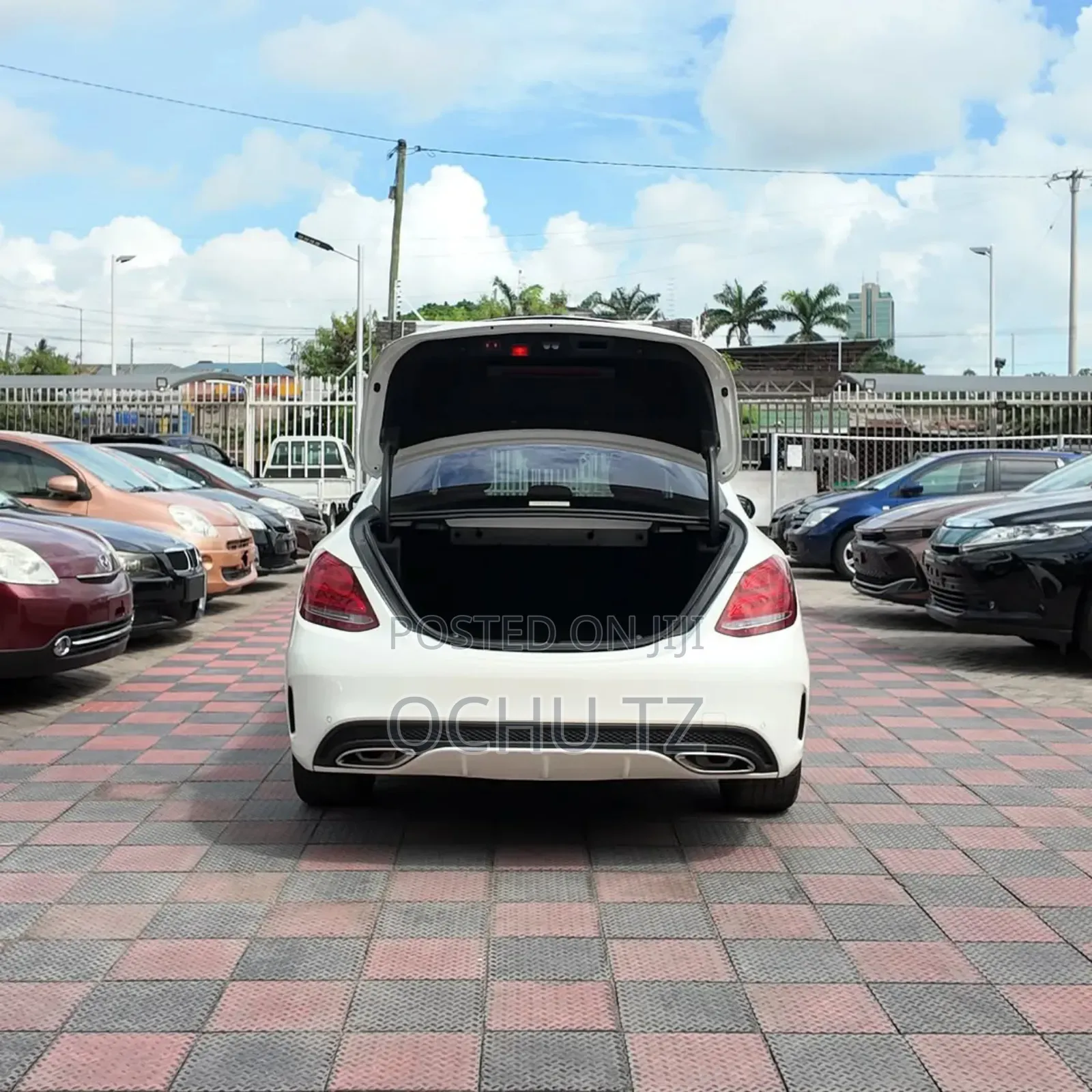 Mercedes-Benz C200 2014 White