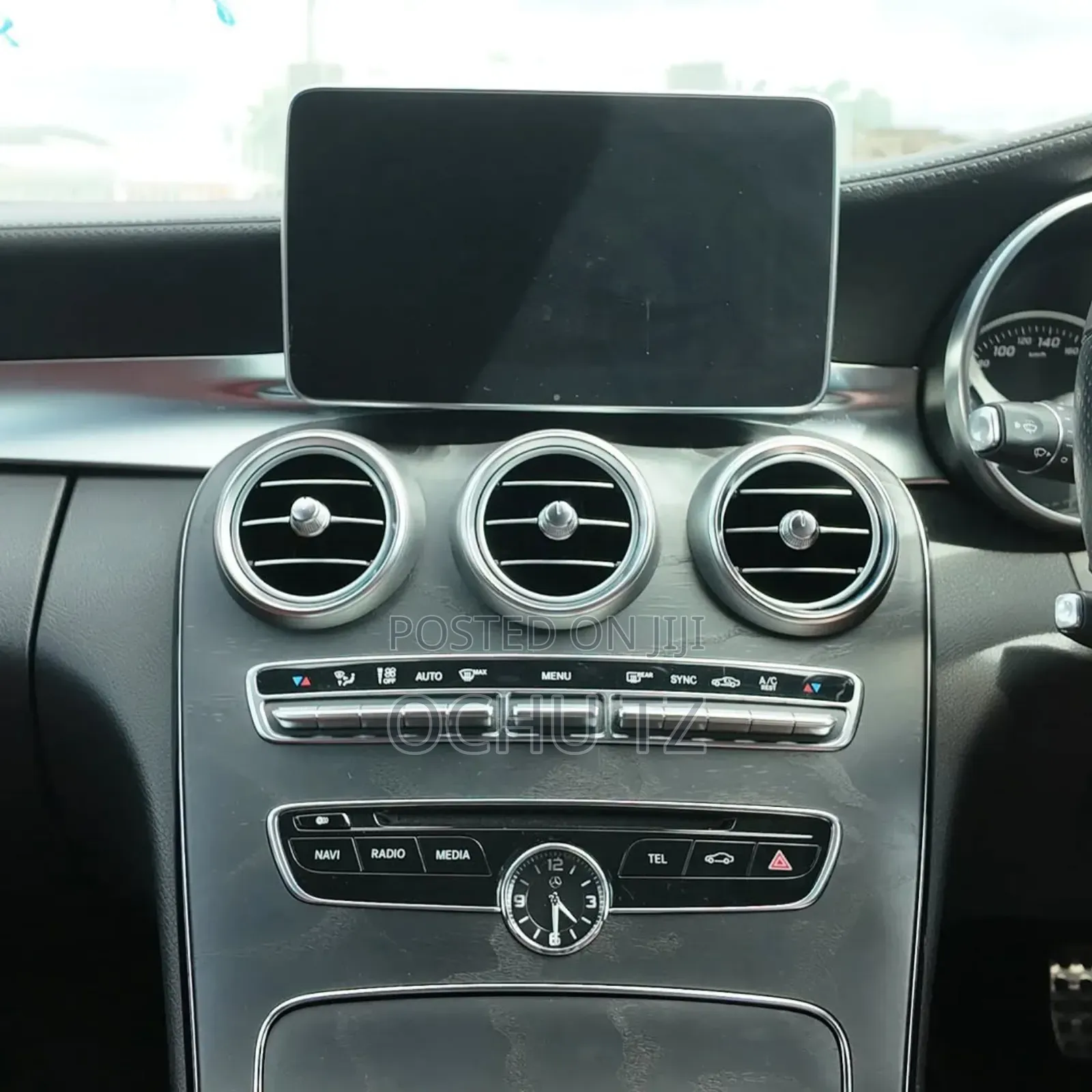 Mercedes-Benz C200 2014 White