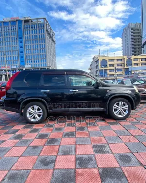 Nissan X-Trail 2011 Black