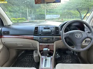Toyota Premio 2005 Silver