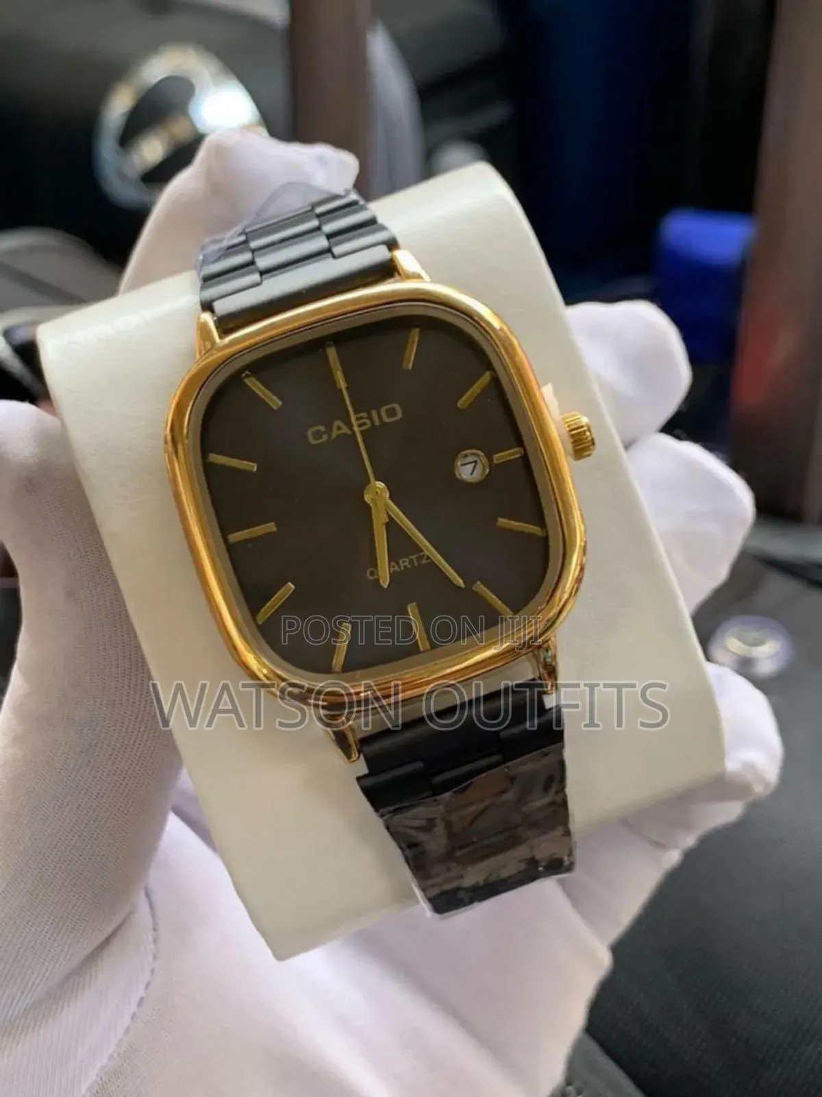 Women's and Men's Analogue and Date Watches