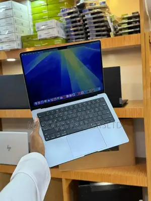 Laptop Apple MacBook Pro 2021 M1 16GB Apple M1 Pro SSD 512GB