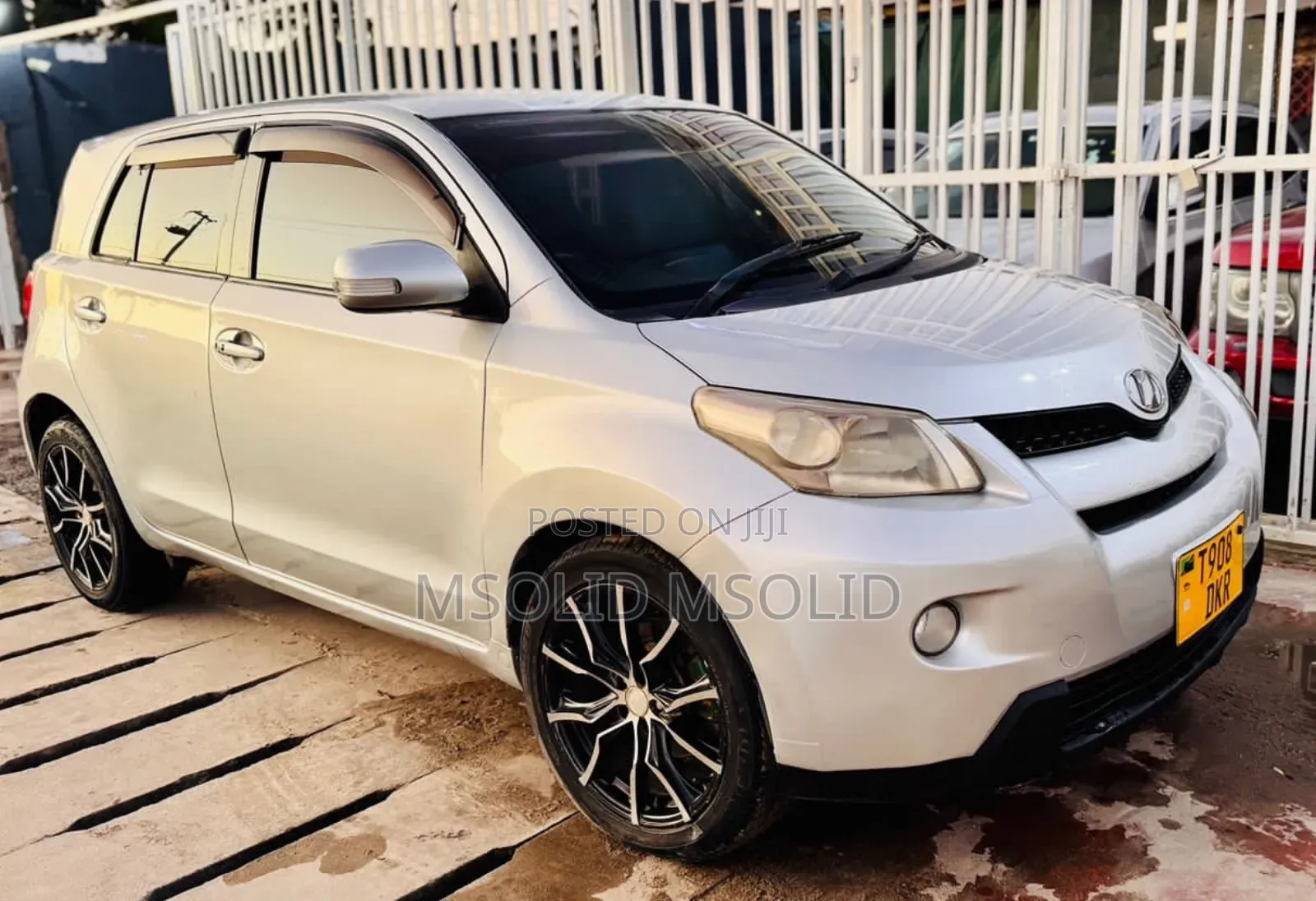 Toyota IST 2009 Silver