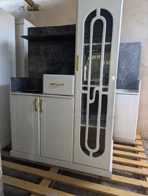 Kitchen Cabinet Ya Mtungi Wa Ges Very Very Clean