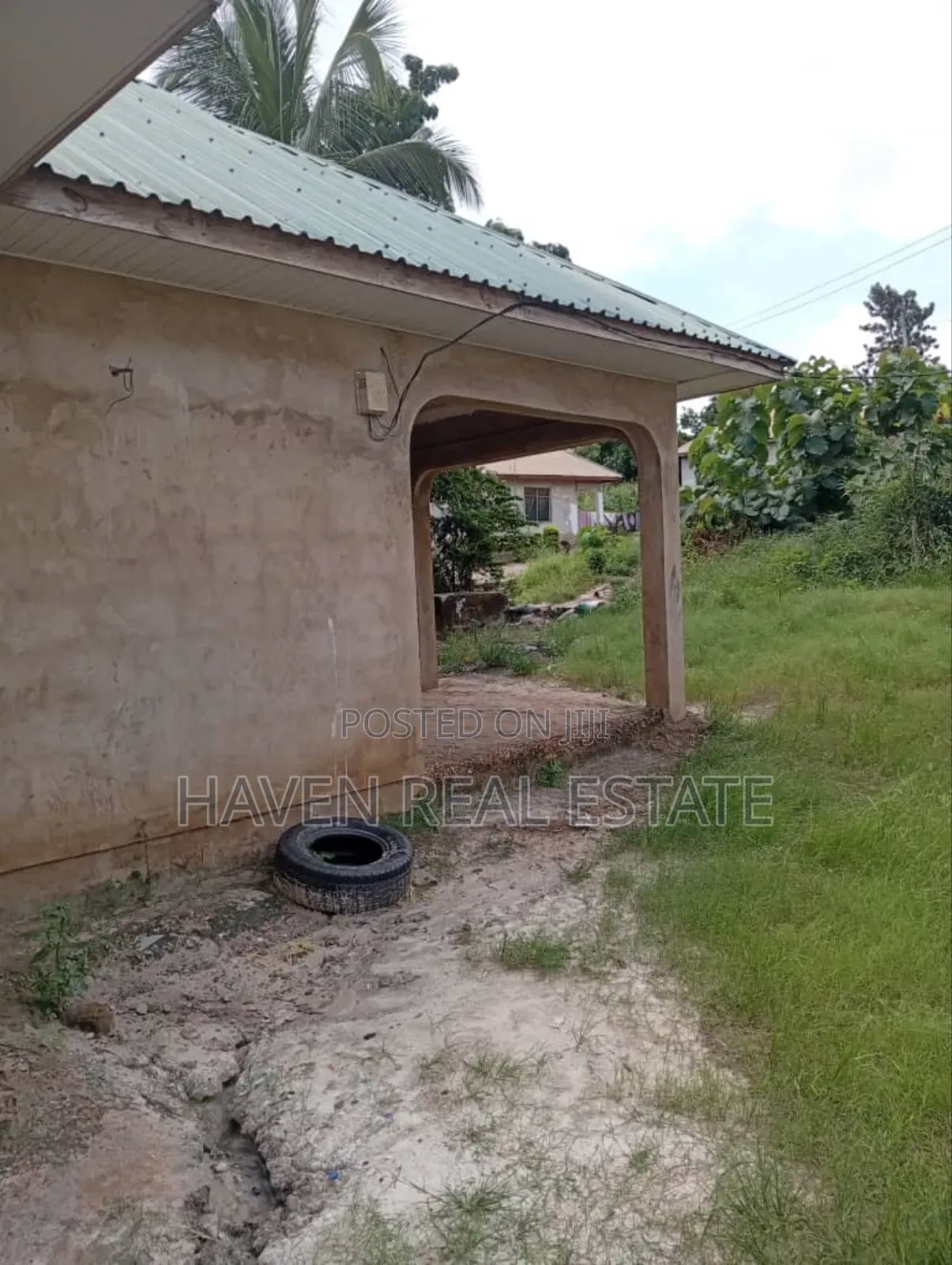 3bdrm House in Goba for sale