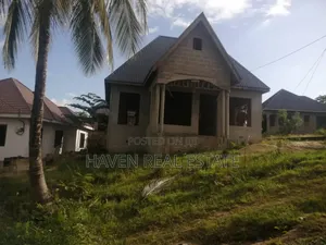 3bdrm House in Goba for sale
