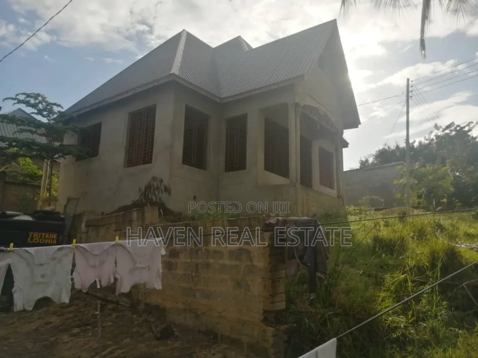 3bdrm House in Goba for sale