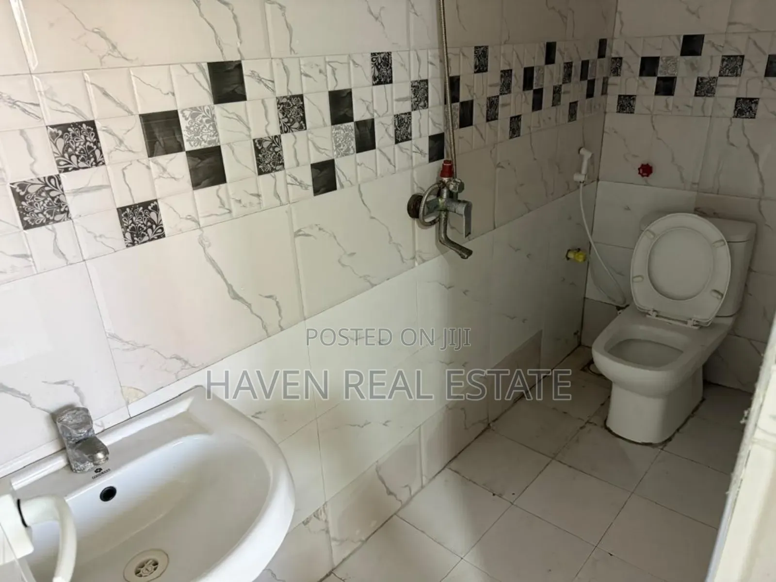 3bdrm Apartment in Kariakoo for rent