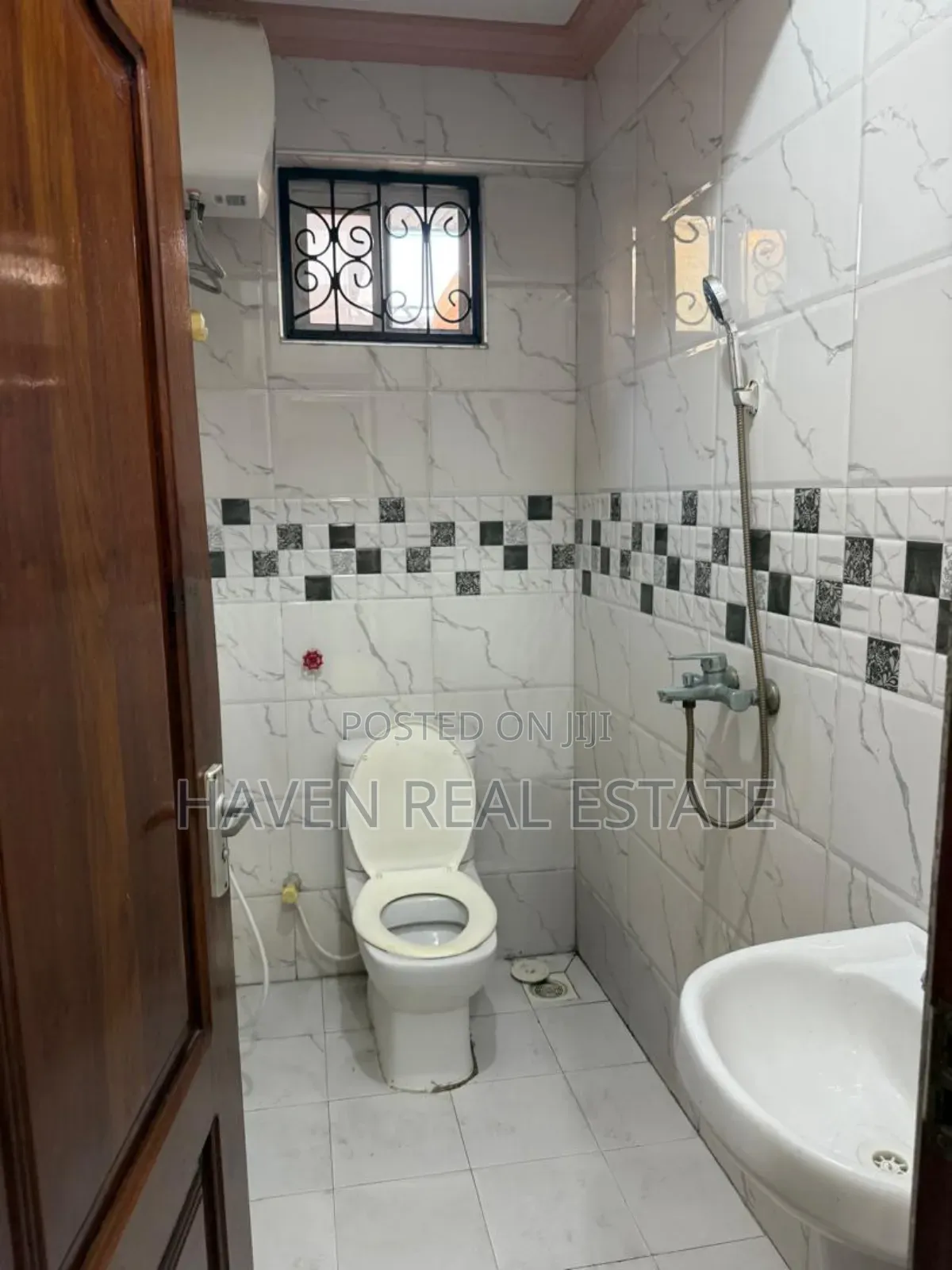 3bdrm Apartment in Kariakoo for rent