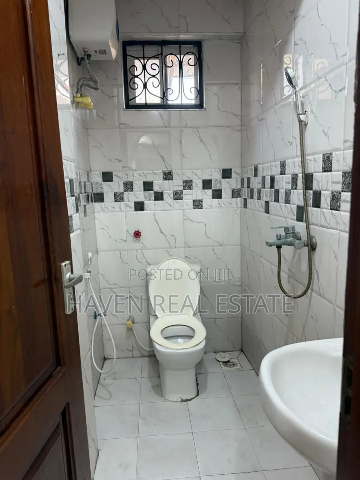 3bdrm Apartment in Kariakoo for rent