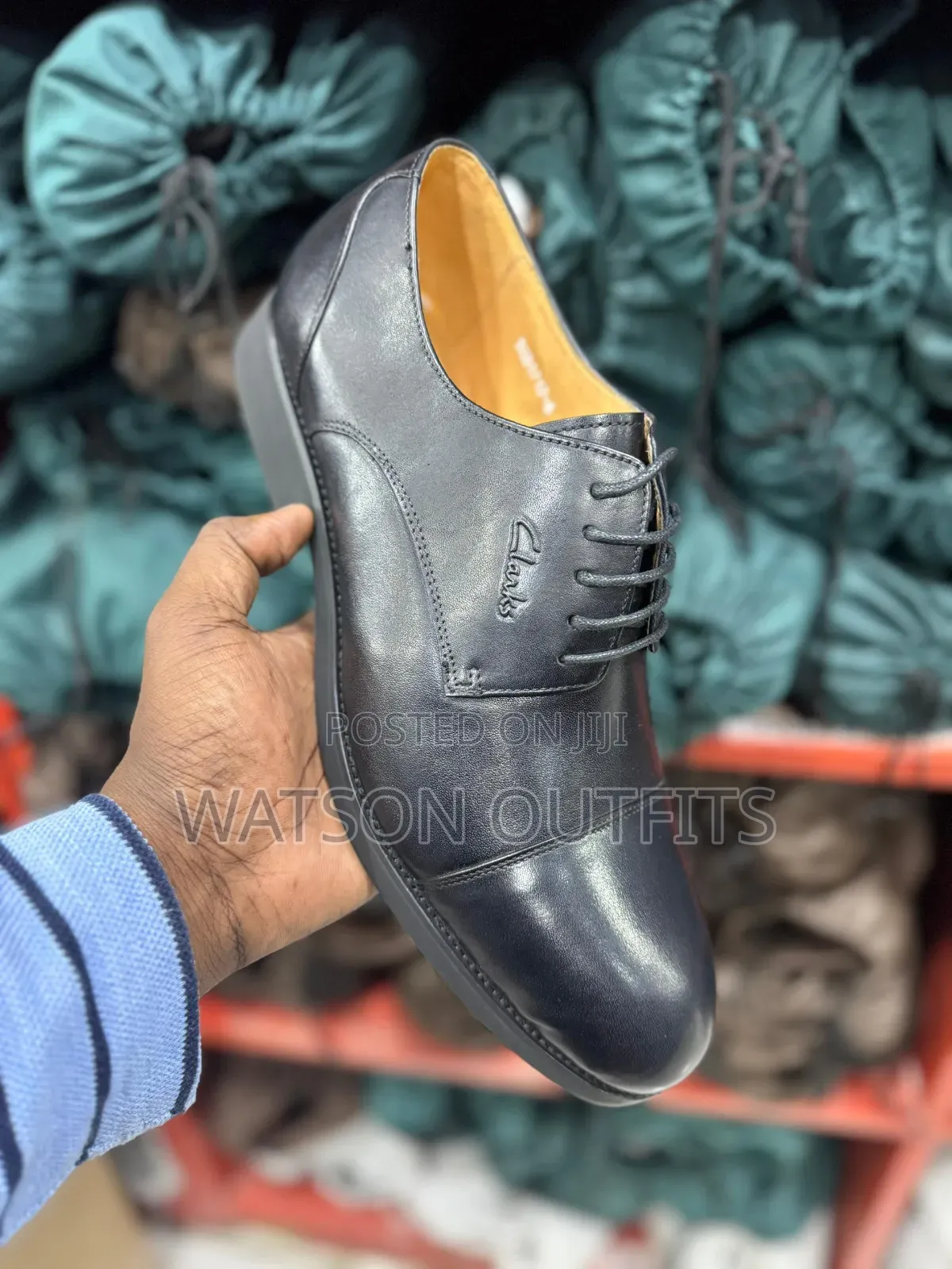 Men's Footwears or Shoes With Exciting Colours New and Pure