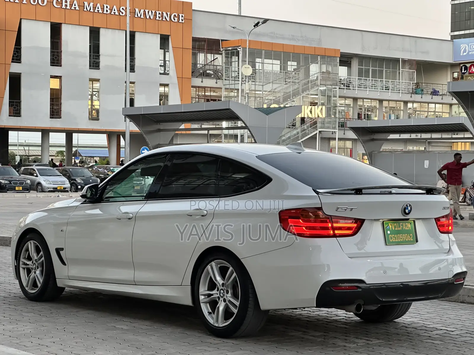 BMW 320i 2013 White