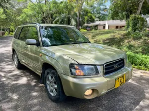 Photo - Subaru Forester 2008 Gold