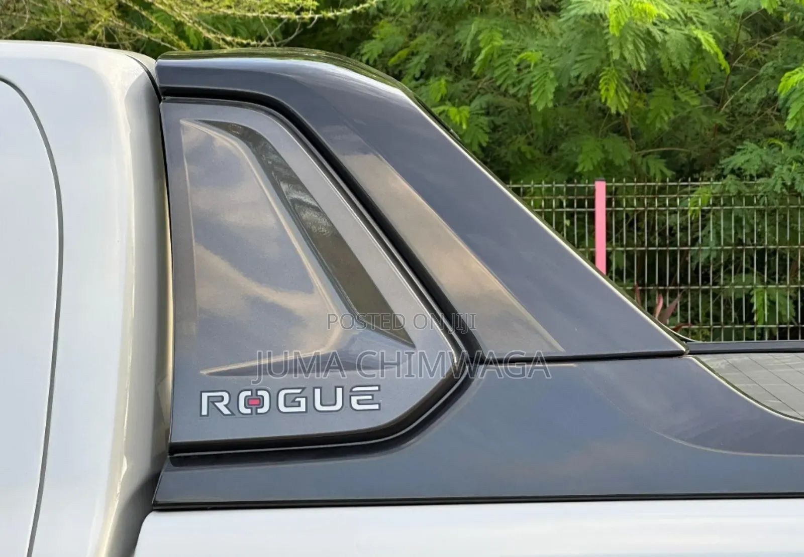 Toyota Hilux 2023 White