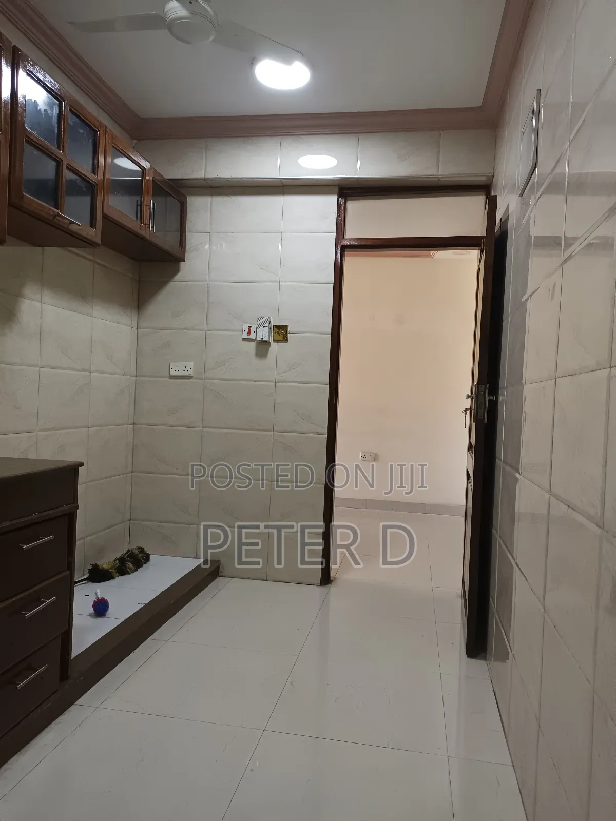 3bdrm Apartment in Kariakoo for rent