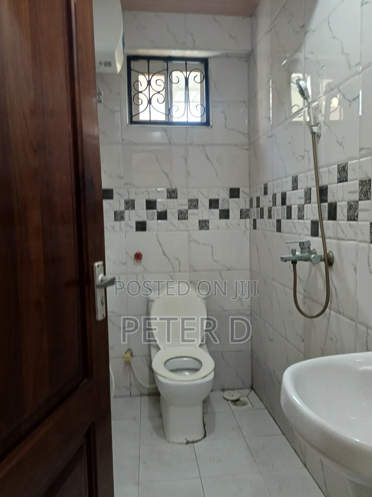 3bdrm Apartment in Kariakoo for rent