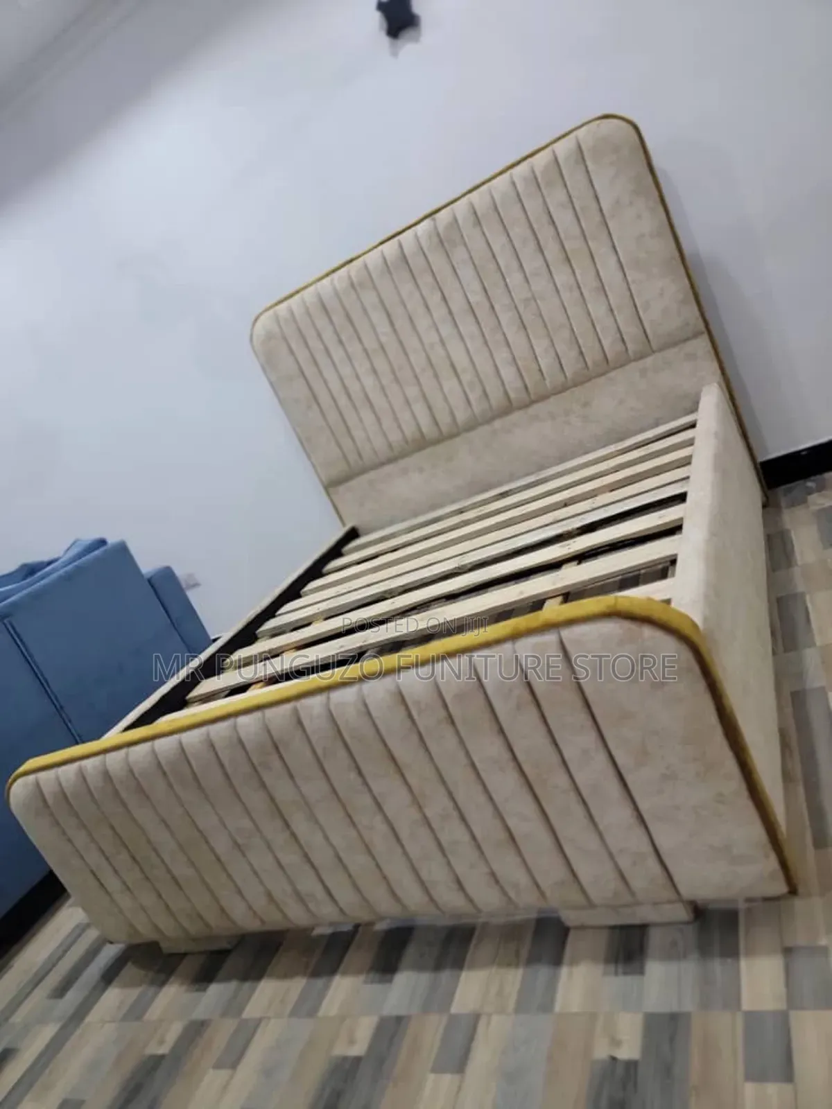 Bed Sofa Classic Sana 5/6 Colombian Style
