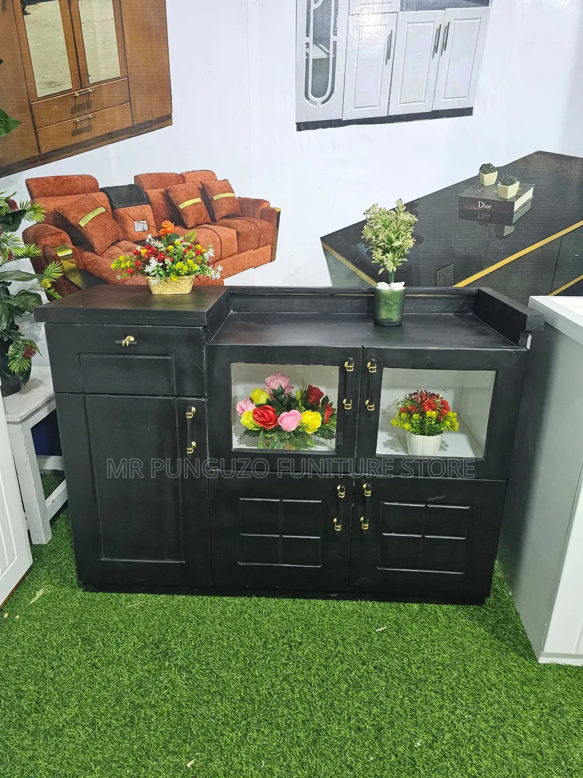 Kitchen Cabinet Ya Plate Mbili Very Clean Ubora Umezingatiwa