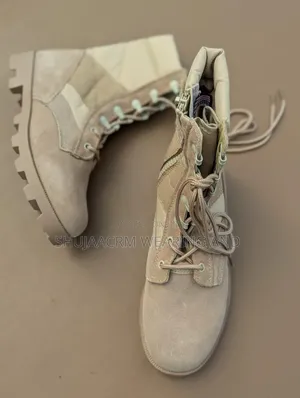 Original Kasulu Boots/Mabuti Makali