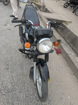TVS HLX 125 2024 Black