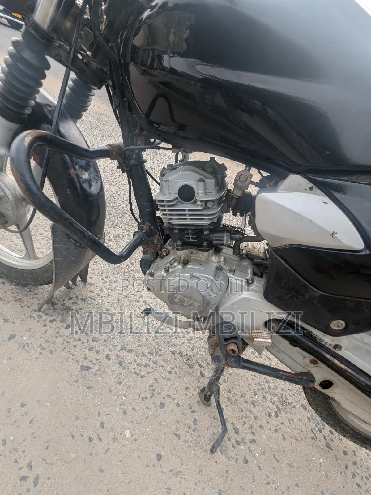 TVS HLX 125 2024 Black