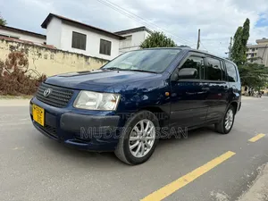 Toyota Succeed 2011 Blue