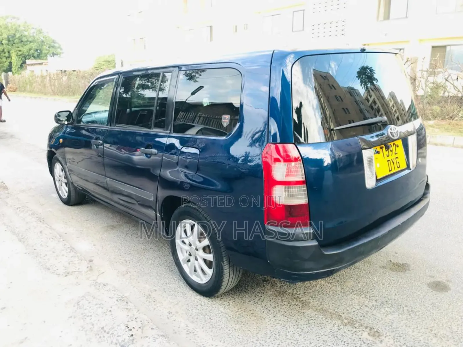Toyota Succeed 2011 Blue