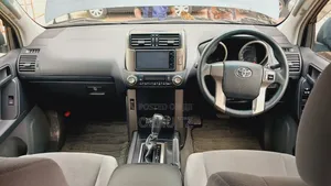 Toyota Land Cruiser Prado 2009 Black
