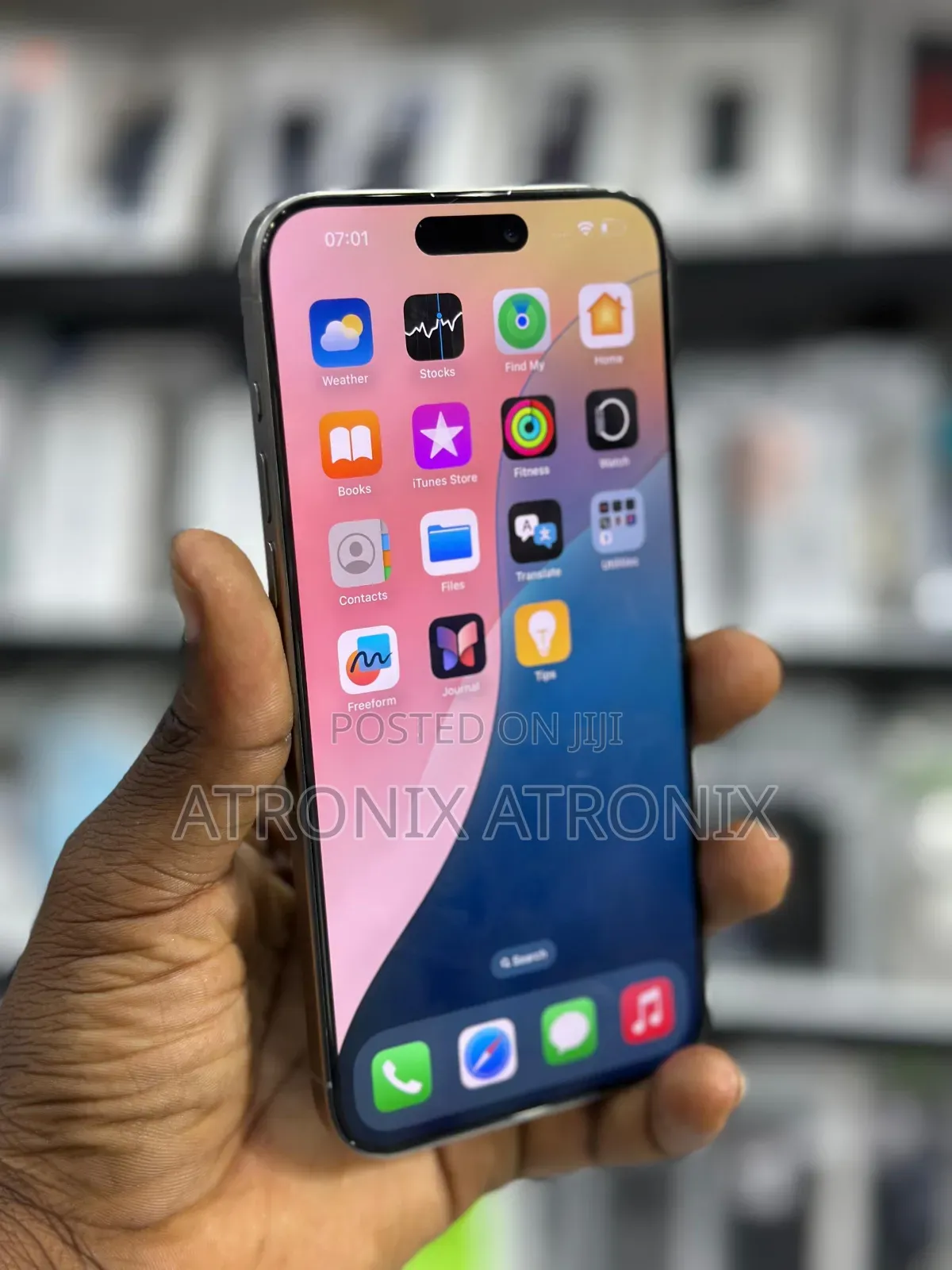 New Apple iPhone 15 Pro 256 GB