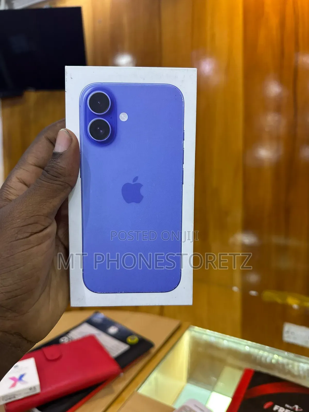 New Apple iPhone 16 128 GB Blue