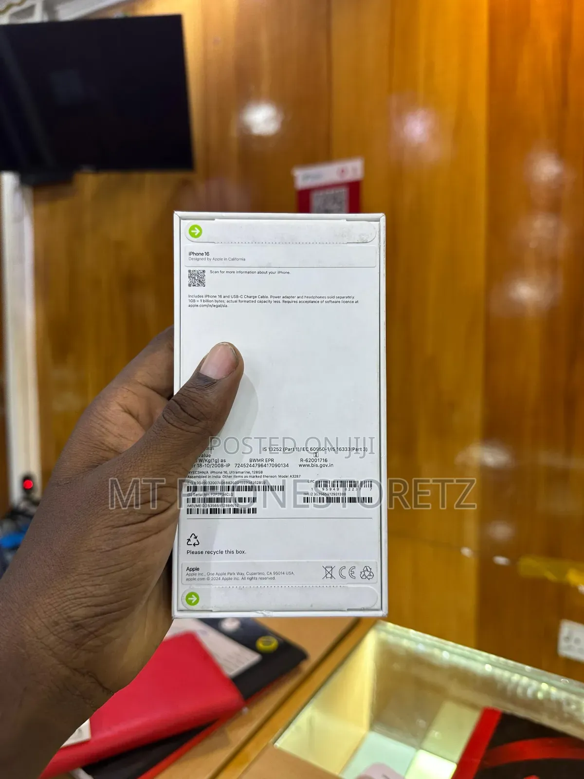 New Apple iPhone 16 128 GB Blue