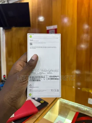 New Apple iPhone 16 128 GB Blue